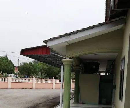 Surau Taman Cheneras Jaya