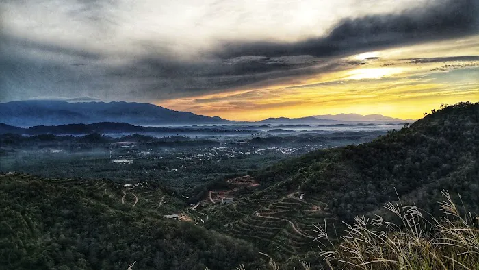 Bukit Botak Lurah Bilut Picture 1