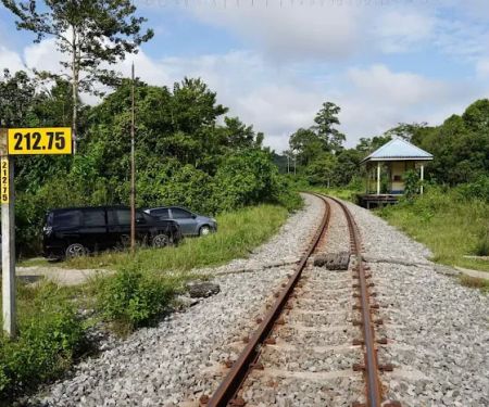 Bekas Perhentian Batu Sembilan (Batu Sembilan former railway halt)