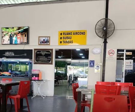 Azmi Steam Fish (Azmi Ikan Stim Tempoyak - Kuala Lipis)