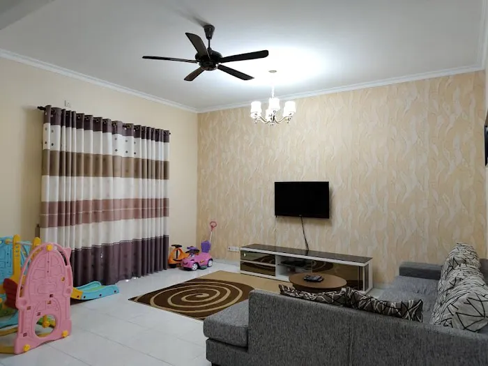 QAIREENA HOMESTAY SEREMBAN Picture 5