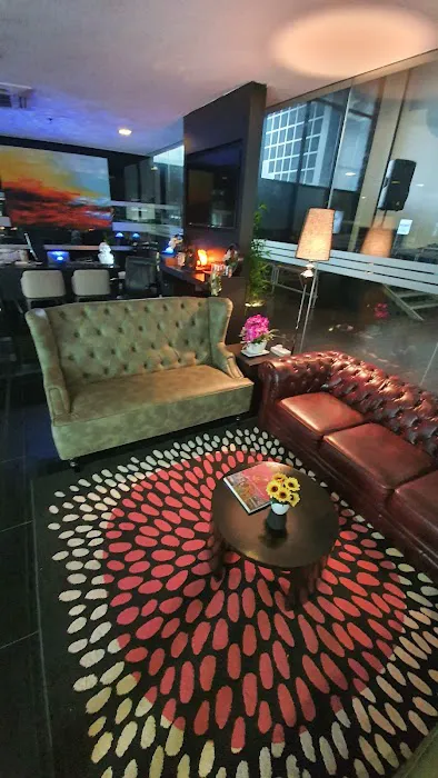 Luxe City Co-Living Hotel Picture 2