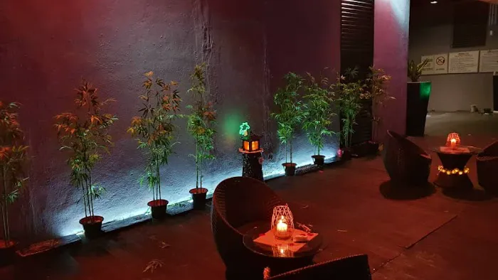 Luxe City Co-Living Hotel Picture 10