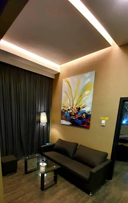 Luxe City Co-Living Hotel Picture 8