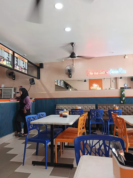 Azri The One Chicken Rice Picture 3