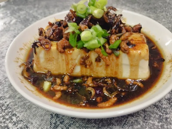 Halal Chinese & local Food Emery's Picture 7