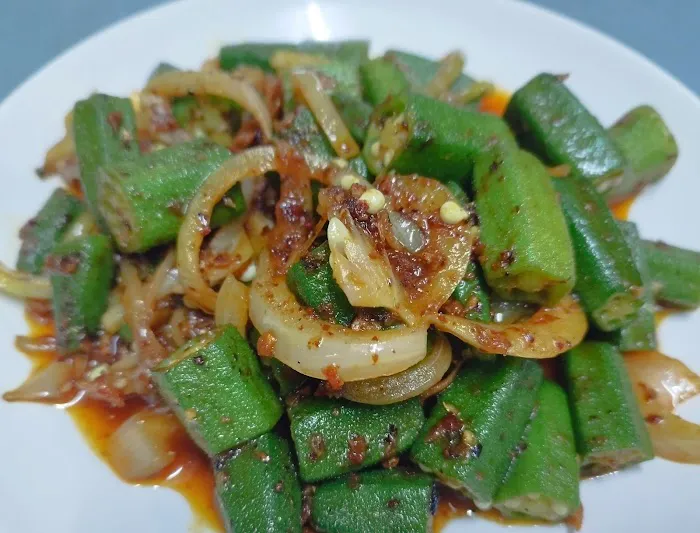 Halal Chinese & local Food Emery's Picture 9