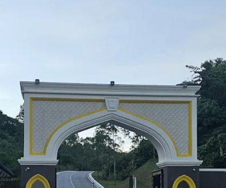 Gate 2 of National Palace