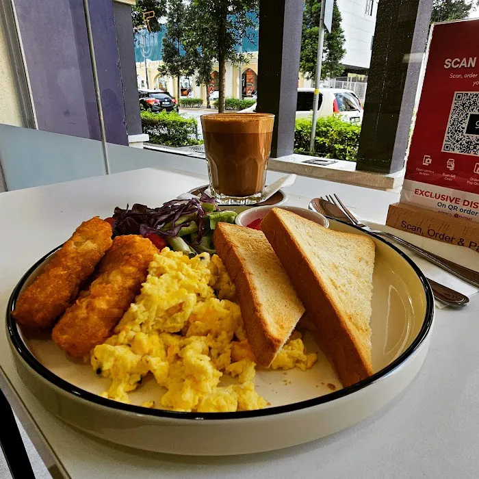 Radius 75 Cafe @MBC Picture 6