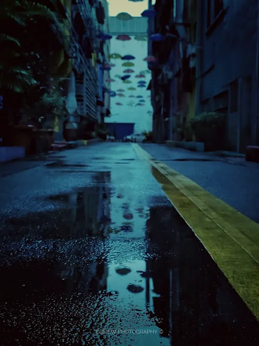 Brickfields colorful backlane Picture 2