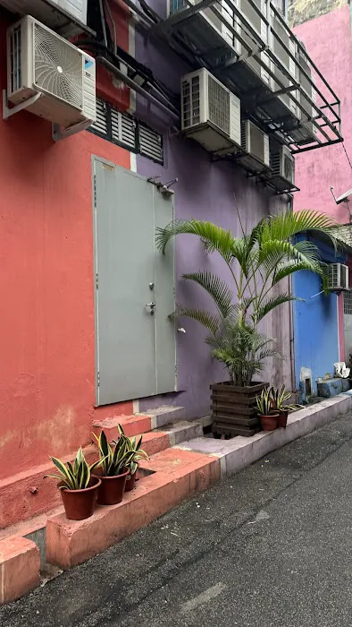 Brickfields colorful backlane Picture 4