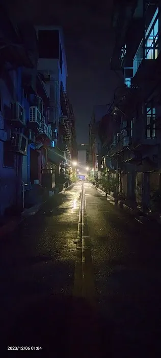 Brickfields colorful backlane Picture 6