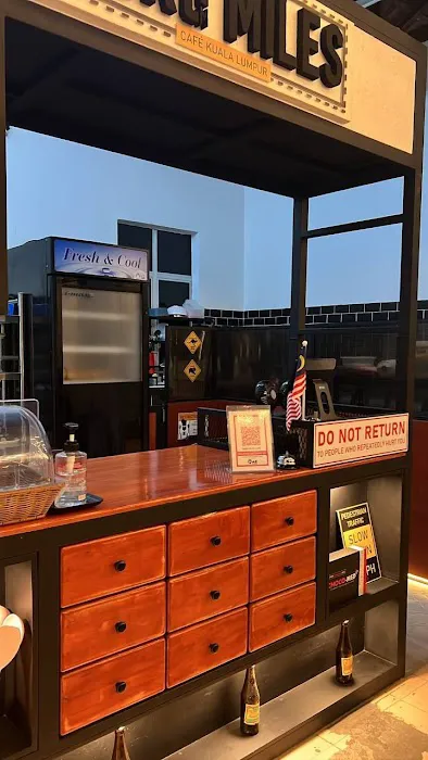 Zero Miles Cafe Picture 2