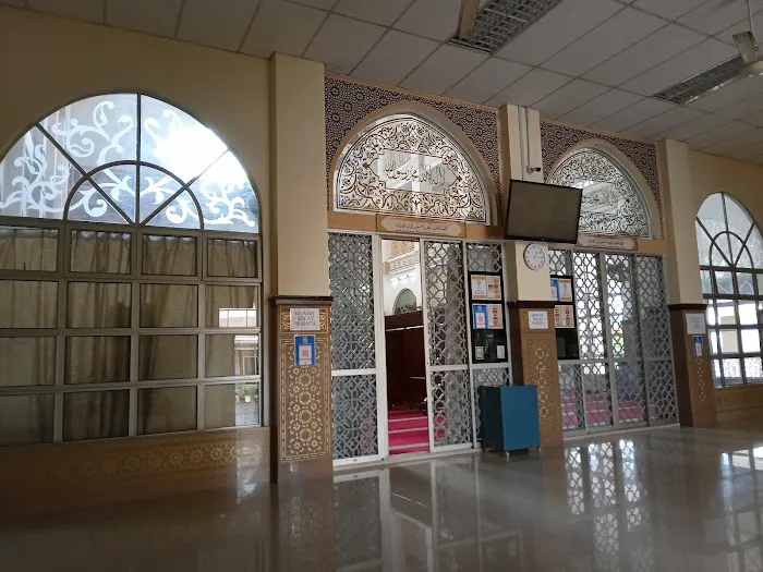 Amaniah Mosque Kepong Picture 5