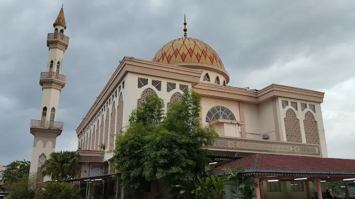 Amaniah Mosque Kepong Picture 4