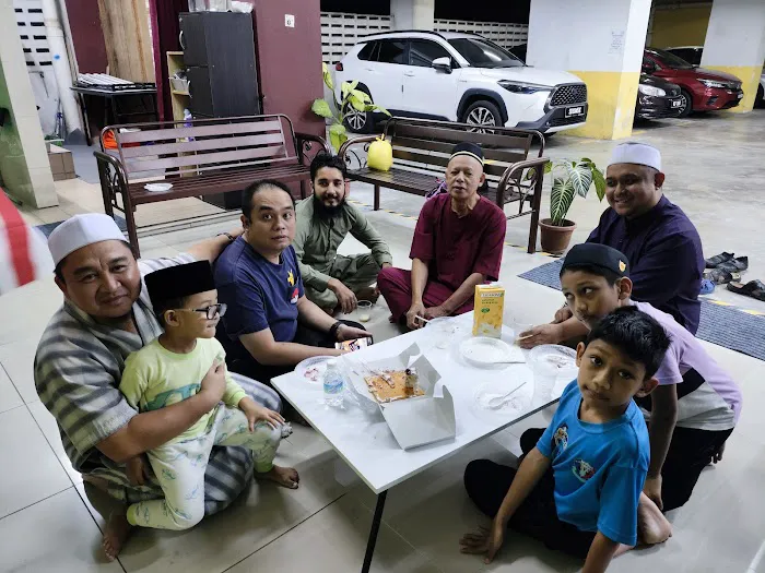 Musolla Al-Mukhlisin Kondominium Kepong Sentral Picture 10
