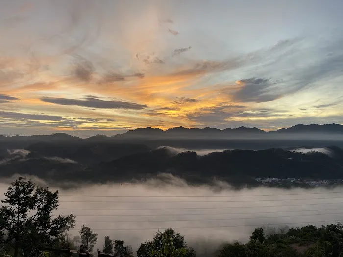 Bukit Desa Damai Hiking Trail Haus Farm Picture 5