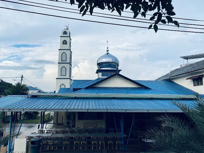 Surau Nurhidayah Kg Melayu Kepong Picture 3