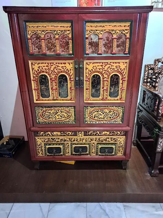 Chan She Shu Yuen Clan Ancestral Hall Picture 1
