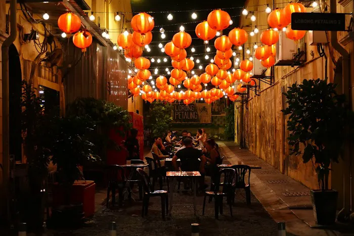 Lorong Petaling 2 - Old Kuala Lumpur Street Art Picture 6