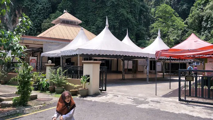 Surau Nur Hidayah Sunway Batu Caves Picture 1