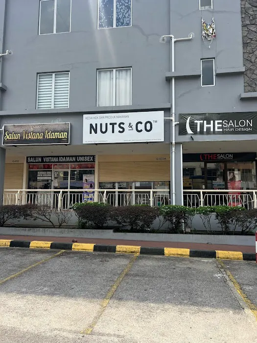 Nuts & Co Picture 2