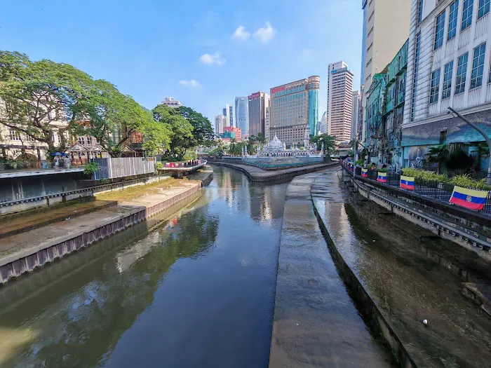 Old Kuala Lumpur River of Life Mural Picture 3