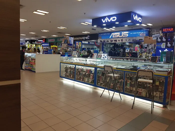 SB MALL Picture 7