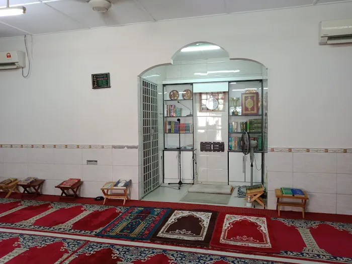 Surau Al-Sheikh Daud Desa Batu Caves Picture 4