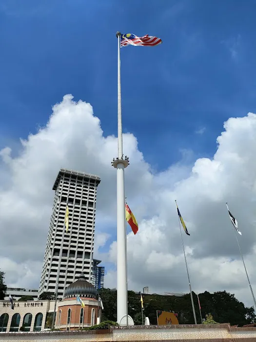 Second Tallest Flag Pole in Malaysia Picture 7
