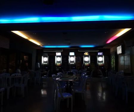 Big house Darts Cafe