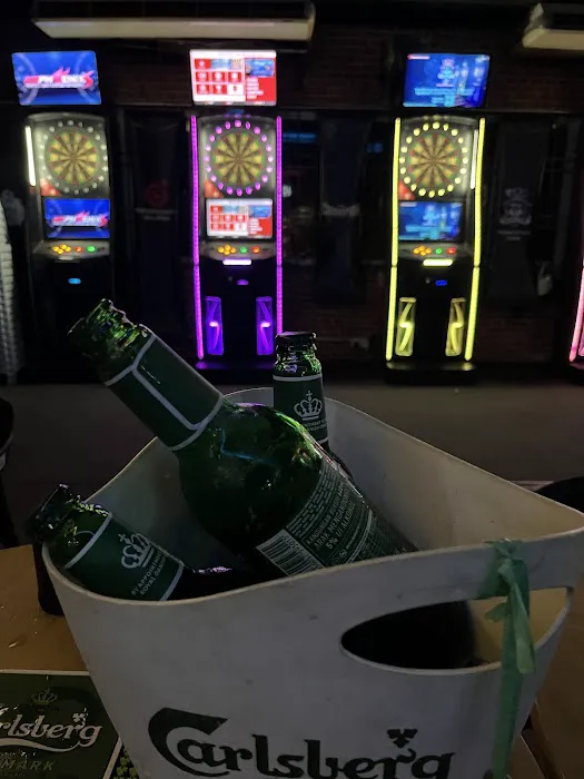 Big house Darts Cafe Picture 10