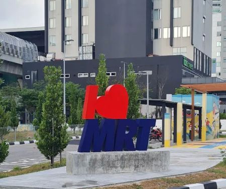 Serambi MRT @ Sri Damansara Barat