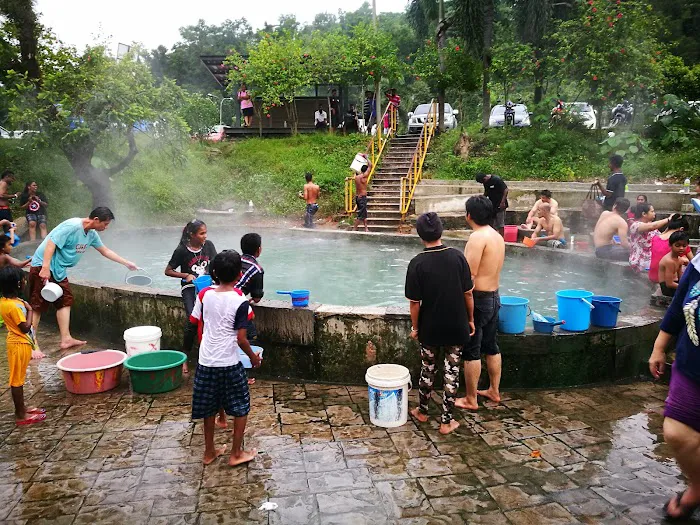 Selayang Hot Spring Pool Picture 2