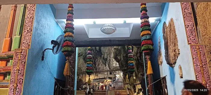 Batu Caves Picture 5