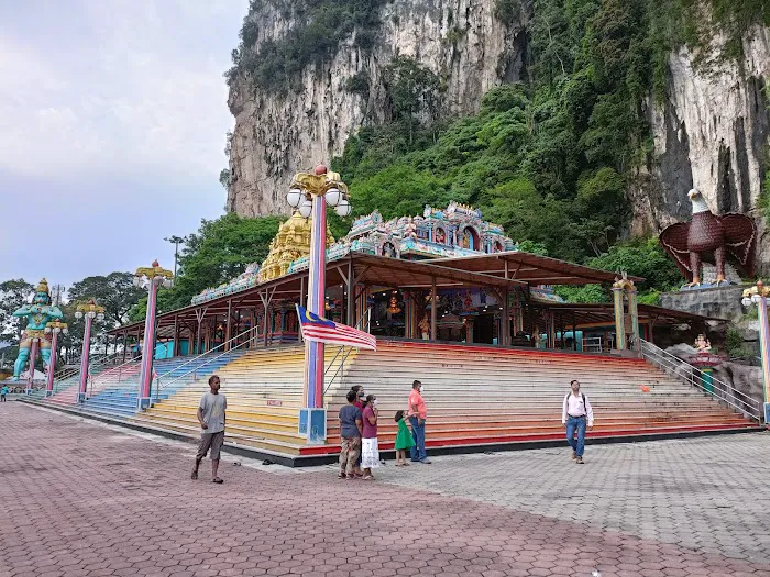 Arulmigu Murugan Statue Picture 6