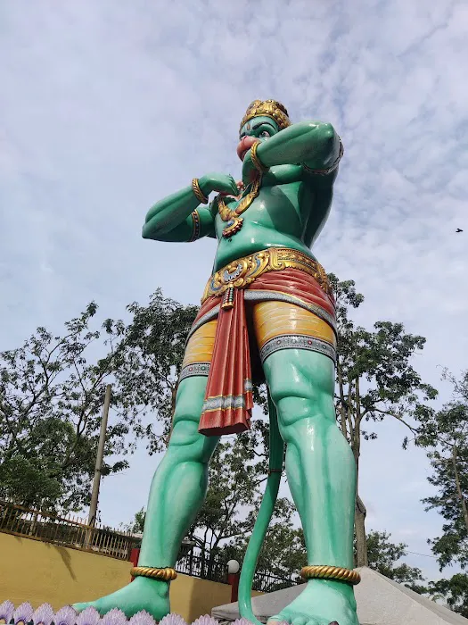 Arulmigu Murugan Statue Picture 7