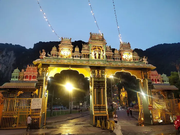 Arulmigu Murugan Statue Picture 10