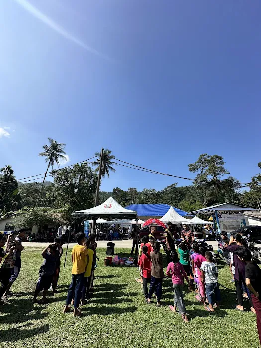 Dewan Kampung orang asli hulu kuang Selangor Picture 5