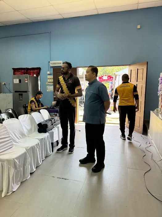 Dewan Kampung orang asli hulu kuang Selangor Picture 1