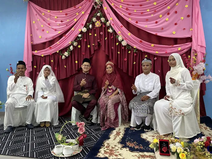 Dewan Kampung orang asli hulu kuang Selangor Picture 2