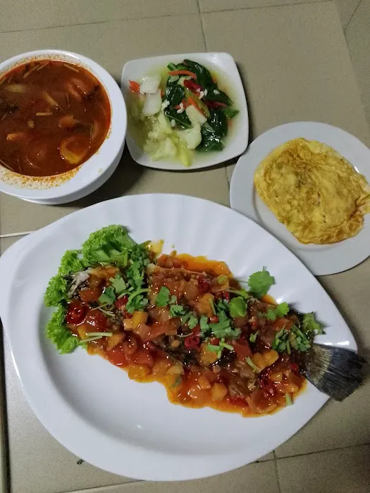 Ayah Zura Tomyam Picture 7