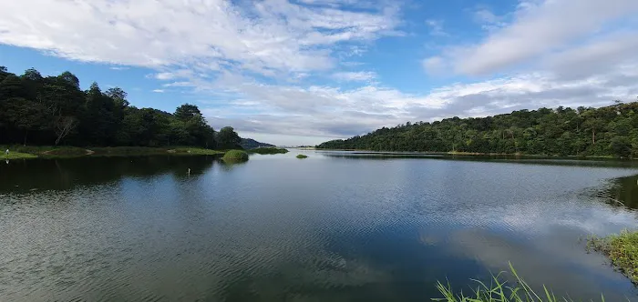 Batu Dam Hiking Trailhead Picture 1