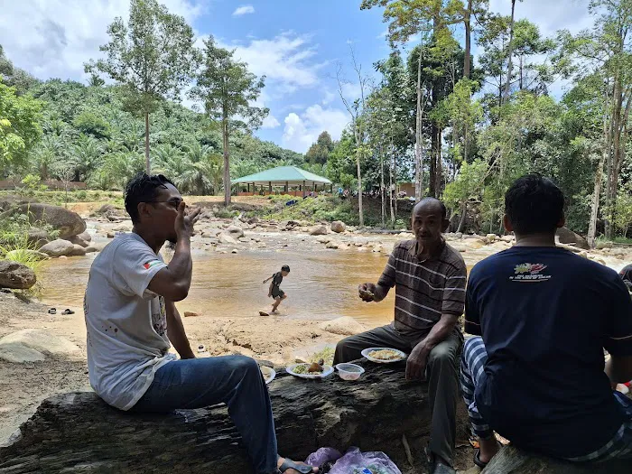Pusat Kembara Dan Rekreasi Sungai Rengat Picture 2