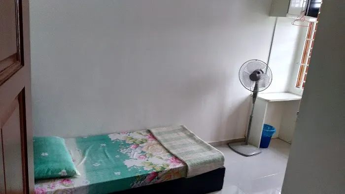 AZ's HOMESTAY TANAH MERAH Picture 6