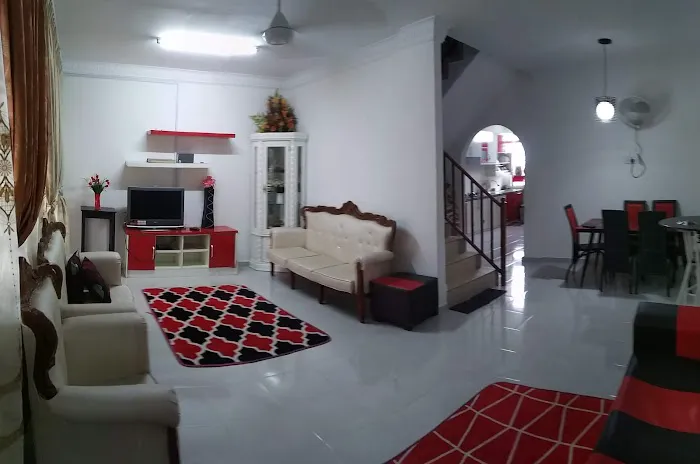 AZ's HOMESTAY TANAH MERAH Picture 8