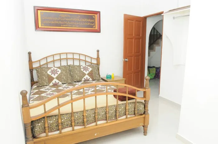 AZ's HOMESTAY TANAH MERAH Picture 7