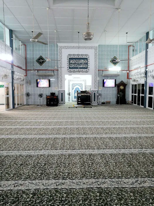 Al-Muttaqin Mosque Picture 9
