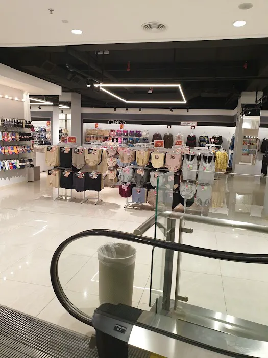Point B! Emporium Picture 7