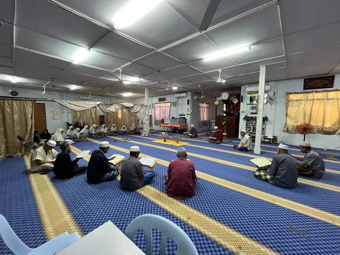 Masjid Kampung Chat Picture 10